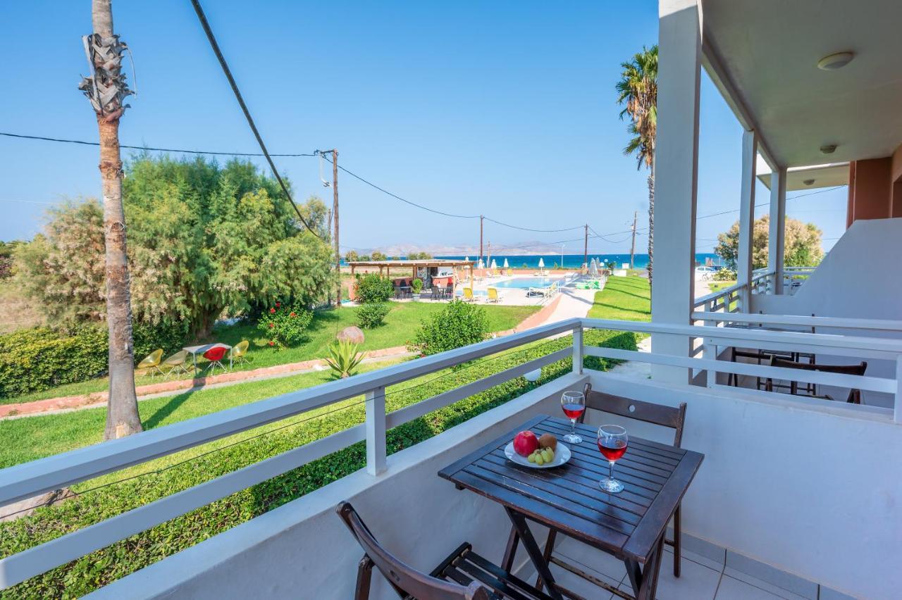Jonathan Studio Apartments Tigaki Exterior foto